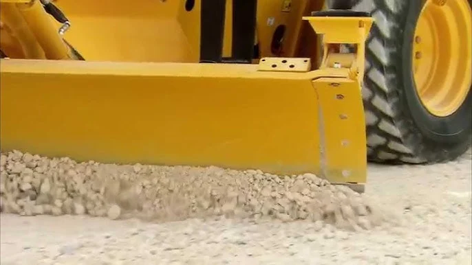 Road grader