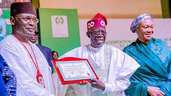 Tinubu and Yakubu farewell